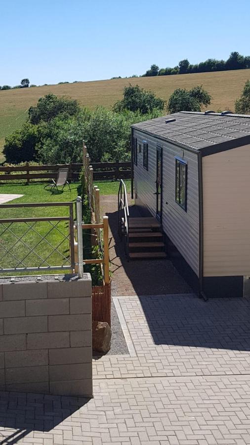 Ferienhaus Chilllout Chalets Daun-Kradenbach Eksteriør billede