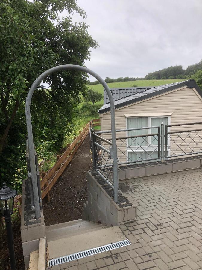 Ferienhaus Chilllout Chalets Daun-Kradenbach Eksteriør billede